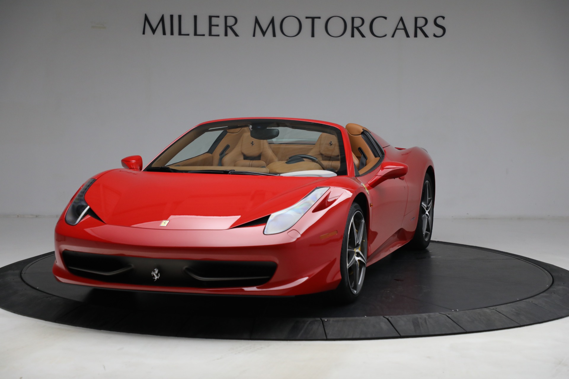 Used 2013 Ferrari 458 Spider for sale Sold at Alfa Romeo of Greenwich in Greenwich CT 06830 1