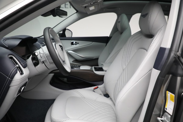 Used 2021 Aston Martin DBX for sale $191,900 at Alfa Romeo of Greenwich in Greenwich CT 06830 13