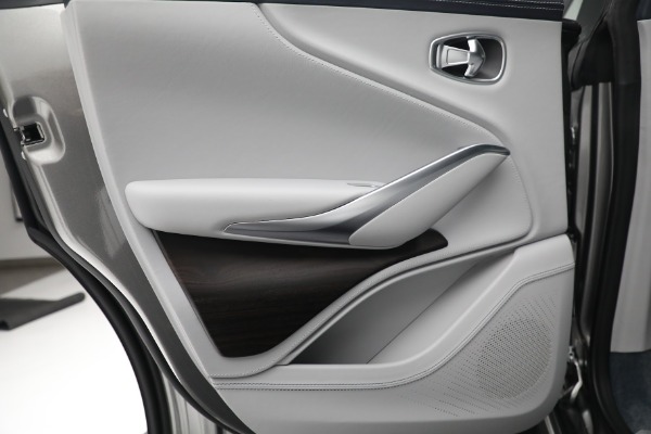 Used 2021 Aston Martin DBX for sale $191,900 at Alfa Romeo of Greenwich in Greenwich CT 06830 20