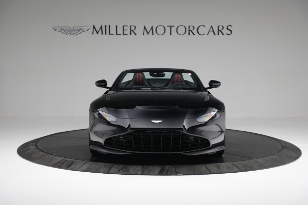 New 2021 Aston Martin Vantage Roadster for sale $187,586 at Alfa Romeo of Greenwich in Greenwich CT 06830 11