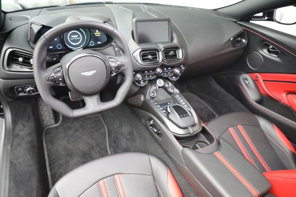 New 2021 Aston Martin Vantage Roadster for sale $187,586 at Alfa Romeo of Greenwich in Greenwich CT 06830 20