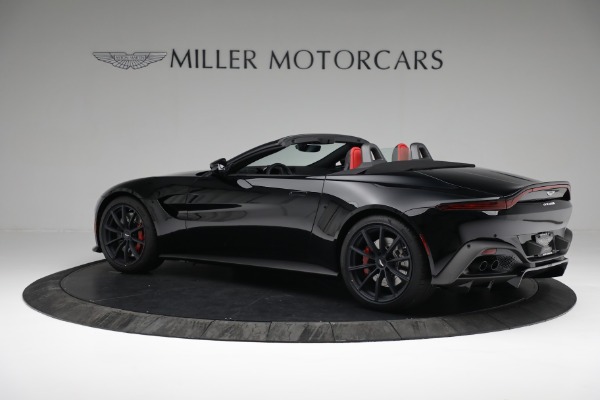 New 2021 Aston Martin Vantage Roadster for sale $187,586 at Alfa Romeo of Greenwich in Greenwich CT 06830 3