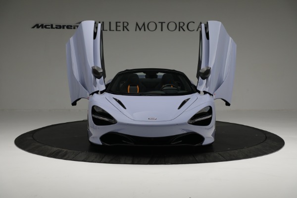 New 2022 McLaren 720S Spider for sale $425,080 at Alfa Romeo of Greenwich in Greenwich CT 06830 13