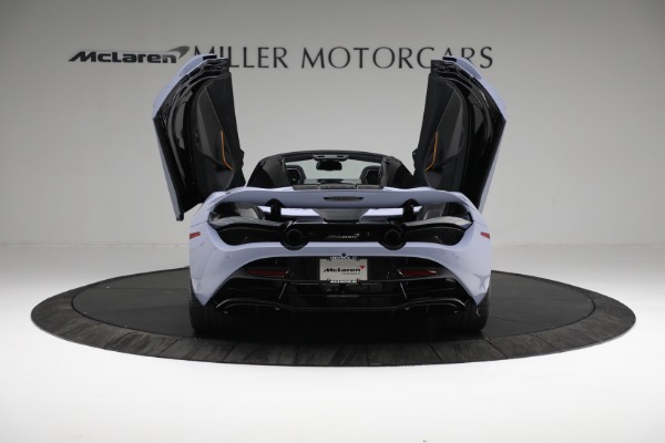 Used 2022 McLaren 720S Spider Performance for sale Sold at Alfa Romeo of Greenwich in Greenwich CT 06830 17