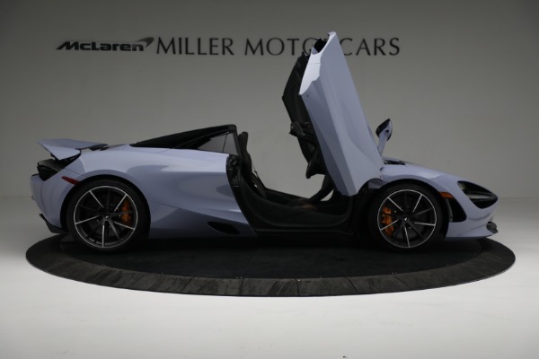 New 2022 McLaren 720S Spider for sale $425,080 at Alfa Romeo of Greenwich in Greenwich CT 06830 19