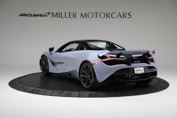 New 2022 McLaren 720S Spider for sale $425,080 at Alfa Romeo of Greenwich in Greenwich CT 06830 25
