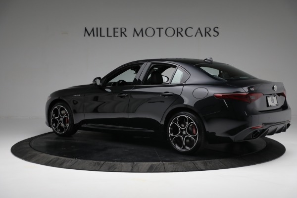 New 2022 Alfa Romeo Giulia Veloce for sale Sold at Alfa Romeo of Greenwich in Greenwich CT 06830 4