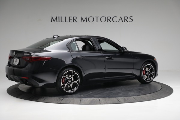 New 2022 Alfa Romeo Giulia Veloce for sale Sold at Alfa Romeo of Greenwich in Greenwich CT 06830 8