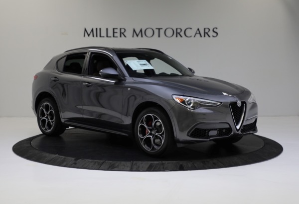 New 2022 Alfa Romeo Stelvio Ti for sale Sold at Alfa Romeo of Greenwich in Greenwich CT 06830 11