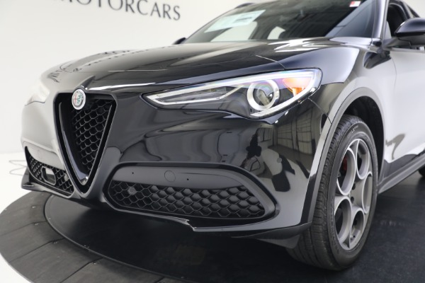 New 2022 Alfa Romeo Stelvio Sprint for sale Sold at Alfa Romeo of Greenwich in Greenwich CT 06830 20