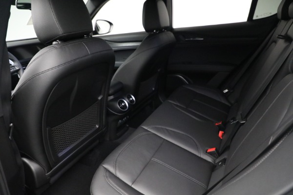 New 2022 Alfa Romeo Stelvio Sprint for sale $50,645 at Alfa Romeo of Greenwich in Greenwich CT 06830 21