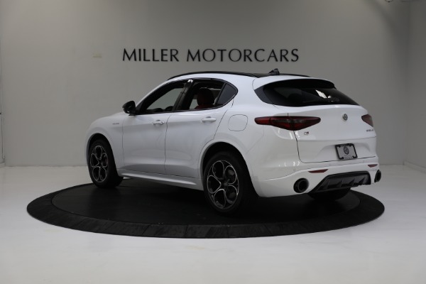 New 2022 Alfa Romeo Stelvio Veloce for sale Sold at Alfa Romeo of Greenwich in Greenwich CT 06830 5