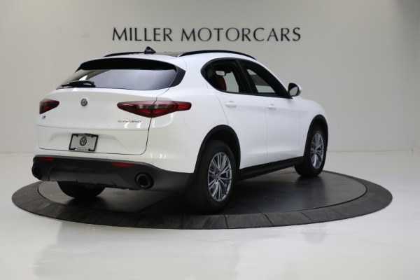 New 2022 Alfa Romeo Stelvio Sprint for sale Sold at Alfa Romeo of Greenwich in Greenwich CT 06830 11