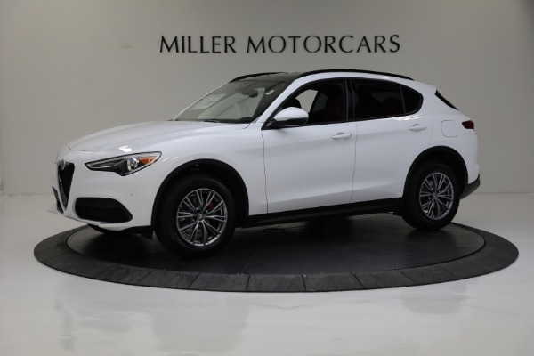 New 2022 Alfa Romeo Stelvio Sprint for sale Sold at Alfa Romeo of Greenwich in Greenwich CT 06830 4