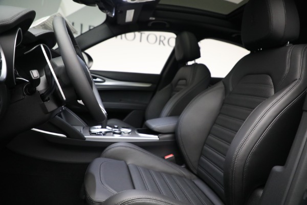 New 2022 Alfa Romeo Stelvio for sale Call for price at Alfa Romeo of Greenwich in Greenwich CT 06830 14
