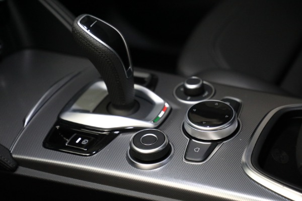New 2022 Alfa Romeo Stelvio for sale Call for price at Alfa Romeo of Greenwich in Greenwich CT 06830 18