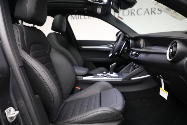 New 2022 Alfa Romeo Stelvio for sale Call for price at Alfa Romeo of Greenwich in Greenwich CT 06830 21