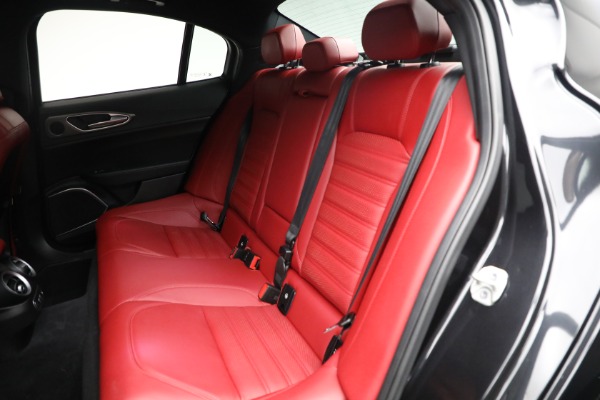 New 2022 Alfa Romeo Giulia Veloce for sale $53,445 at Alfa Romeo of Greenwich in Greenwich CT 06830 14