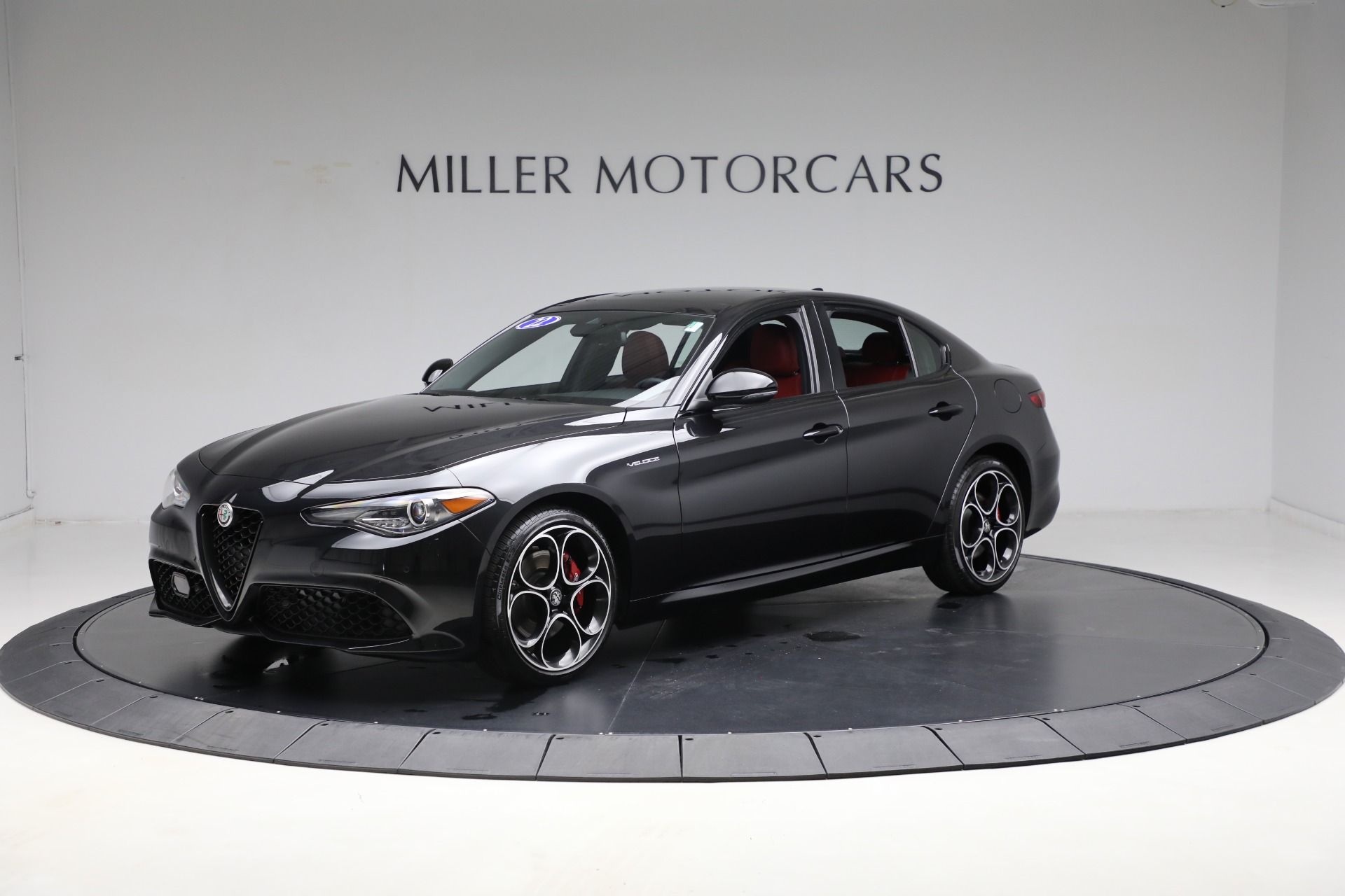 Used 2022 Alfa Romeo Giulia Veloce for sale Sold at Alfa Romeo of Greenwich in Greenwich CT 06830 1