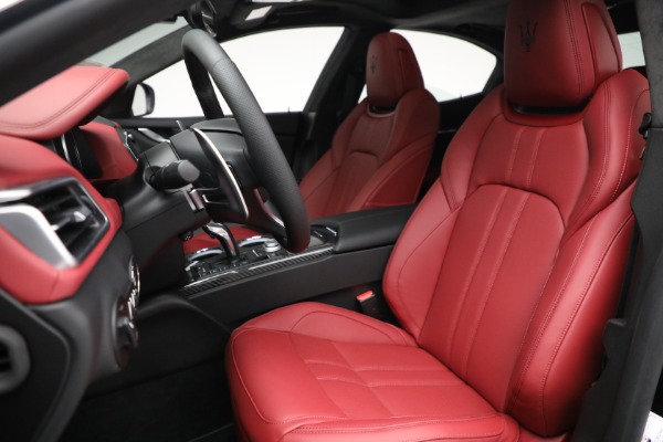 New 2022 Maserati Ghibli Modena Q4 for sale $103,255 at Alfa Romeo of Greenwich in Greenwich CT 06830 15