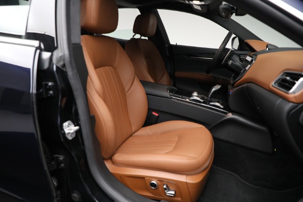 Used 2022 Maserati Ghibli Modena Q4 for sale Sold at Alfa Romeo of Greenwich in Greenwich CT 06830 13