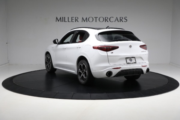 Used 2022 Alfa Romeo Stelvio Veloce for sale Sold at Alfa Romeo of Greenwich in Greenwich CT 06830 11