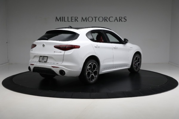 Used 2022 Alfa Romeo Stelvio Veloce for sale Sold at Alfa Romeo of Greenwich in Greenwich CT 06830 16