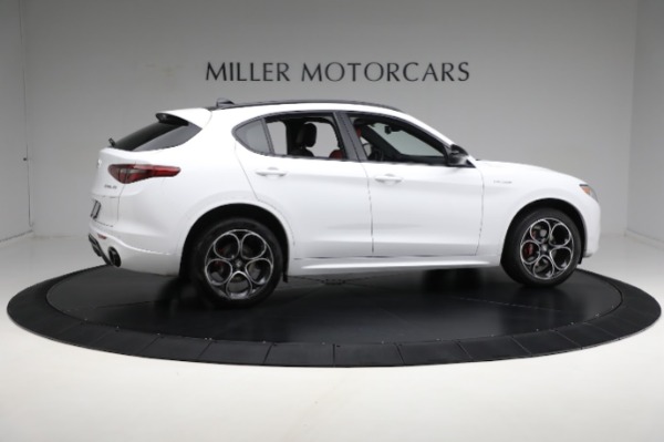 Used 2022 Alfa Romeo Stelvio Veloce for sale Sold at Alfa Romeo of Greenwich in Greenwich CT 06830 18