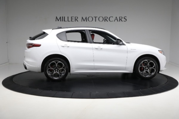 Used 2022 Alfa Romeo Stelvio Veloce for sale Sold at Alfa Romeo of Greenwich in Greenwich CT 06830 19