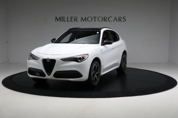 Used 2022 Alfa Romeo Stelvio Veloce for sale Sold at Alfa Romeo of Greenwich in Greenwich CT 06830 2