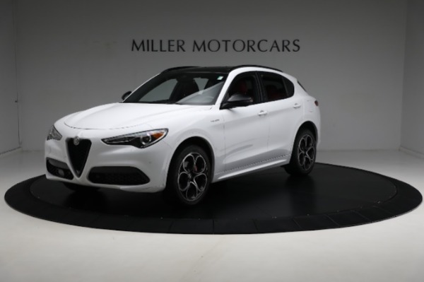 Used 2022 Alfa Romeo Stelvio Veloce for sale Sold at Alfa Romeo of Greenwich in Greenwich CT 06830 3