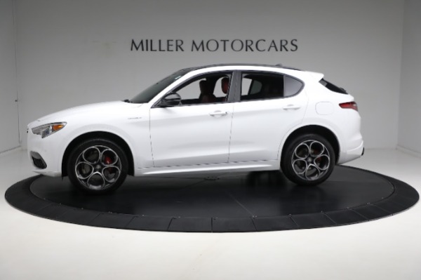 Used 2022 Alfa Romeo Stelvio Veloce for sale Sold at Alfa Romeo of Greenwich in Greenwich CT 06830 6