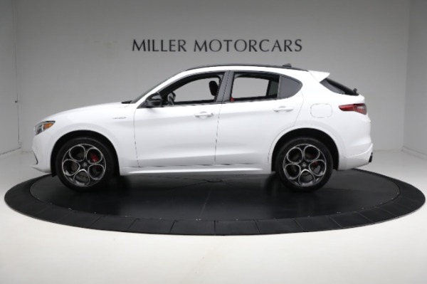 Used 2022 Alfa Romeo Stelvio Veloce for sale Sold at Alfa Romeo of Greenwich in Greenwich CT 06830 7