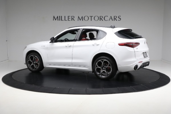 Used 2022 Alfa Romeo Stelvio Veloce for sale Sold at Alfa Romeo of Greenwich in Greenwich CT 06830 9