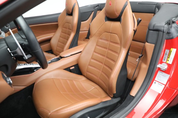 Used 2016 Ferrari California T for sale $179,900 at Alfa Romeo of Greenwich in Greenwich CT 06830 24