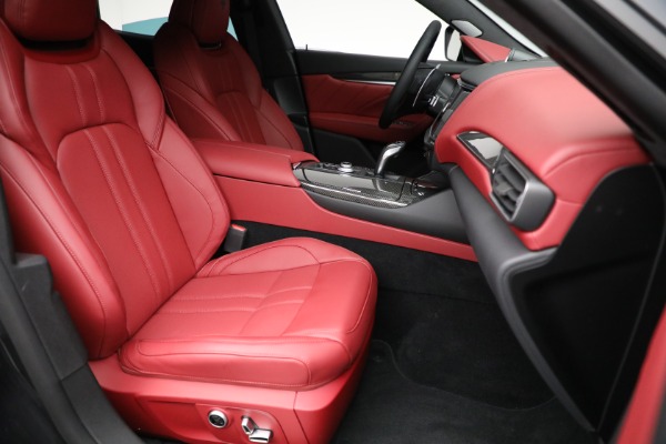 New 2022 Maserati Levante Modena S for sale Sold at Alfa Romeo of Greenwich in Greenwich CT 06830 21