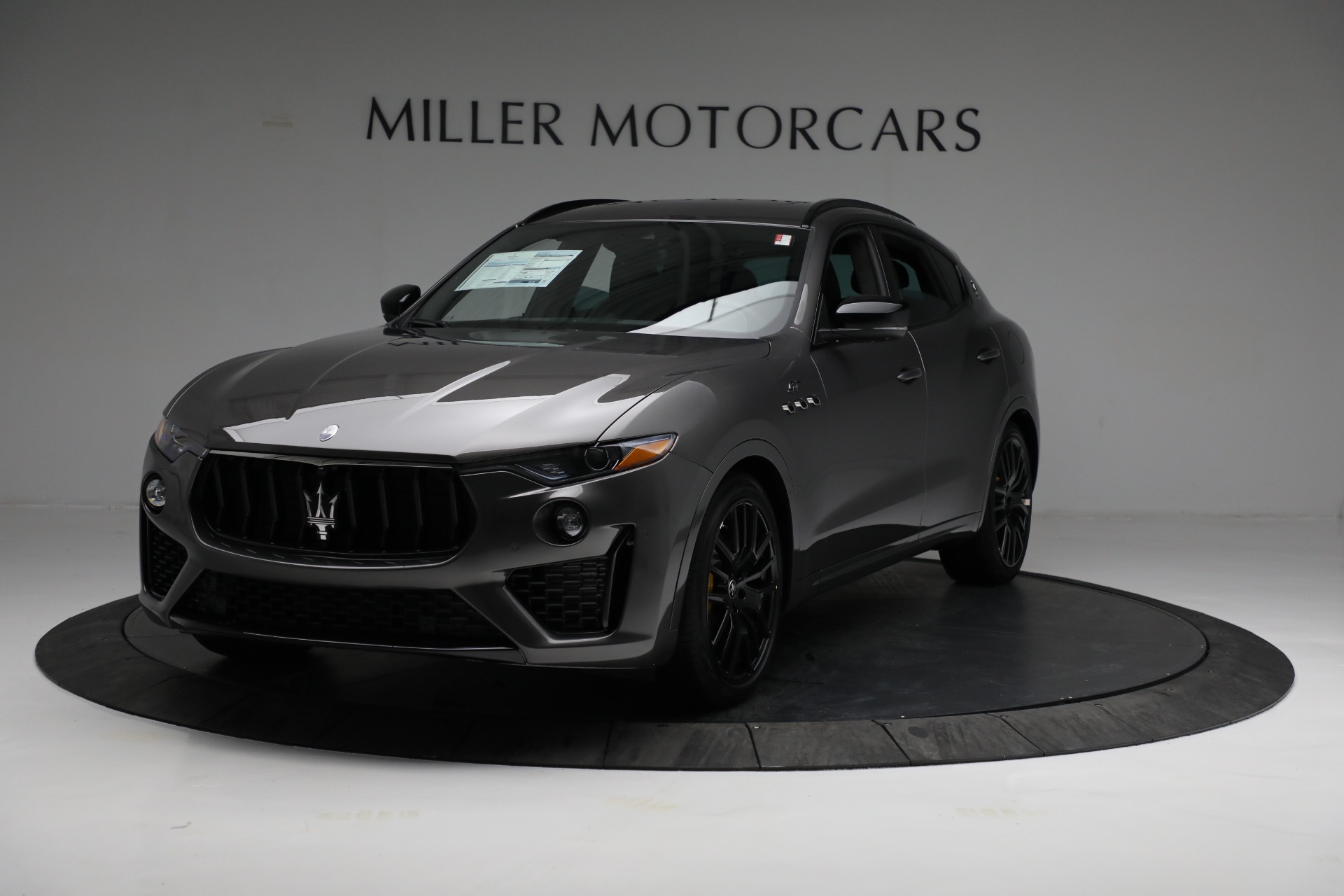 New 2022 Maserati Levante GT for sale $100,365 at Alfa Romeo of Greenwich in Greenwich CT 06830 1