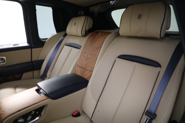 Used 2019 Rolls-Royce Cullinan for sale $429,900 at Alfa Romeo of Greenwich in Greenwich CT 06830 21