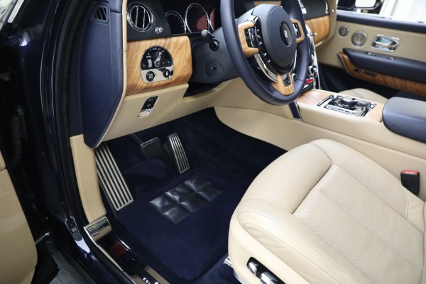 Used 2019 Rolls-Royce Cullinan for sale $429,900 at Alfa Romeo of Greenwich in Greenwich CT 06830 27