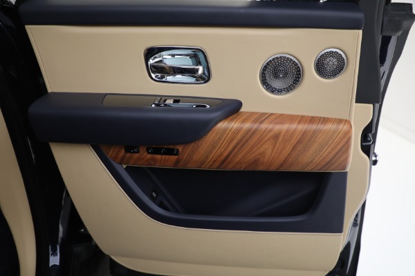 Used 2019 Rolls-Royce Cullinan for sale $429,900 at Alfa Romeo of Greenwich in Greenwich CT 06830 28