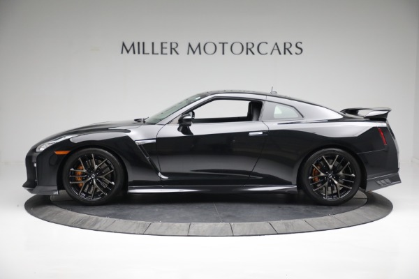 Used 2017 Nissan GT-R Premium for sale Sold at Alfa Romeo of Greenwich in Greenwich CT 06830 3