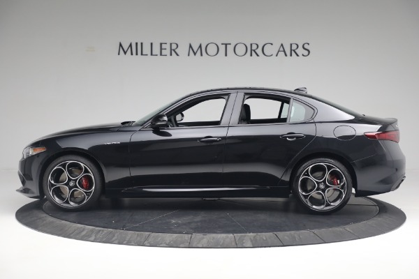 New 2022 Alfa Romeo Giulia Veloce for sale Sold at Alfa Romeo of Greenwich in Greenwich CT 06830 3