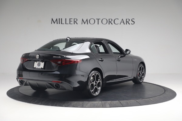 New 2022 Alfa Romeo Giulia Veloce for sale Sold at Alfa Romeo of Greenwich in Greenwich CT 06830 7