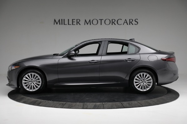 New 2022 Alfa Romeo Giulia Sprint for sale $48,455 at Alfa Romeo of Greenwich in Greenwich CT 06830 3