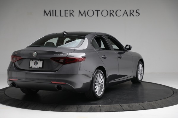 New 2022 Alfa Romeo Giulia Sprint for sale $48,455 at Alfa Romeo of Greenwich in Greenwich CT 06830 7