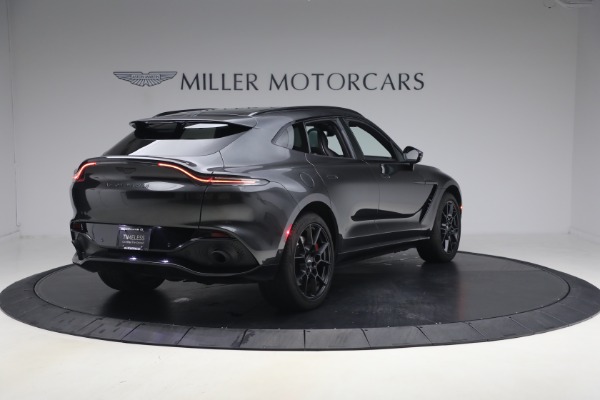 Used 2022 Aston Martin DBX for sale $115,900 at Alfa Romeo of Greenwich in Greenwich CT 06830 7