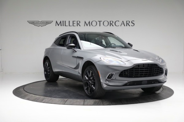 Used 2022 Aston Martin DBX for sale $189,900 at Alfa Romeo of Greenwich in Greenwich CT 06830 10
