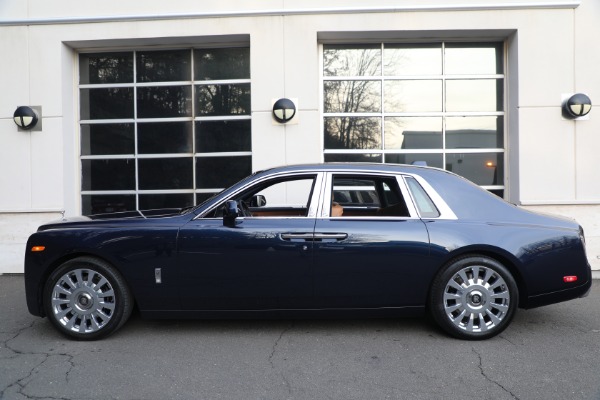 Used 2022 Rolls-Royce Phantom for sale Sold at Alfa Romeo of Greenwich in Greenwich CT 06830 6