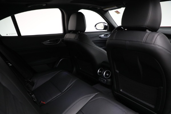 New 2022 Alfa Romeo Giulia Veloce for sale Sold at Alfa Romeo of Greenwich in Greenwich CT 06830 26