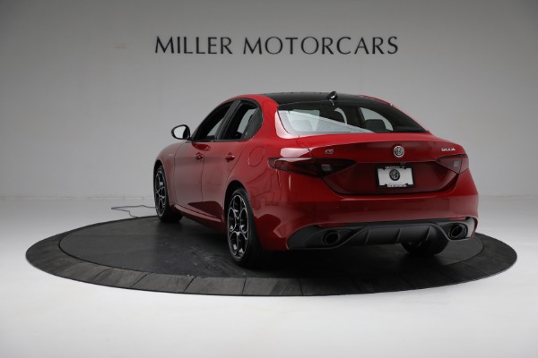 New 2022 Alfa Romeo Giulia Veloce for sale Sold at Alfa Romeo of Greenwich in Greenwich CT 06830 5
